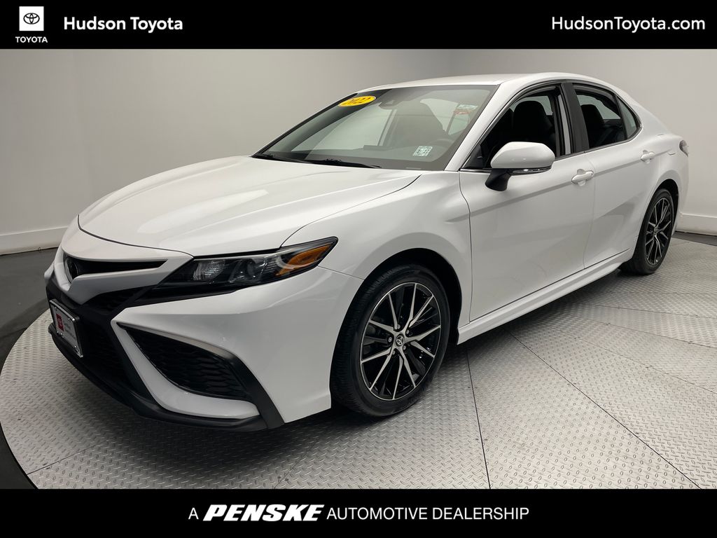 2022 Toyota Camry SE -
                Jersey City, NJ