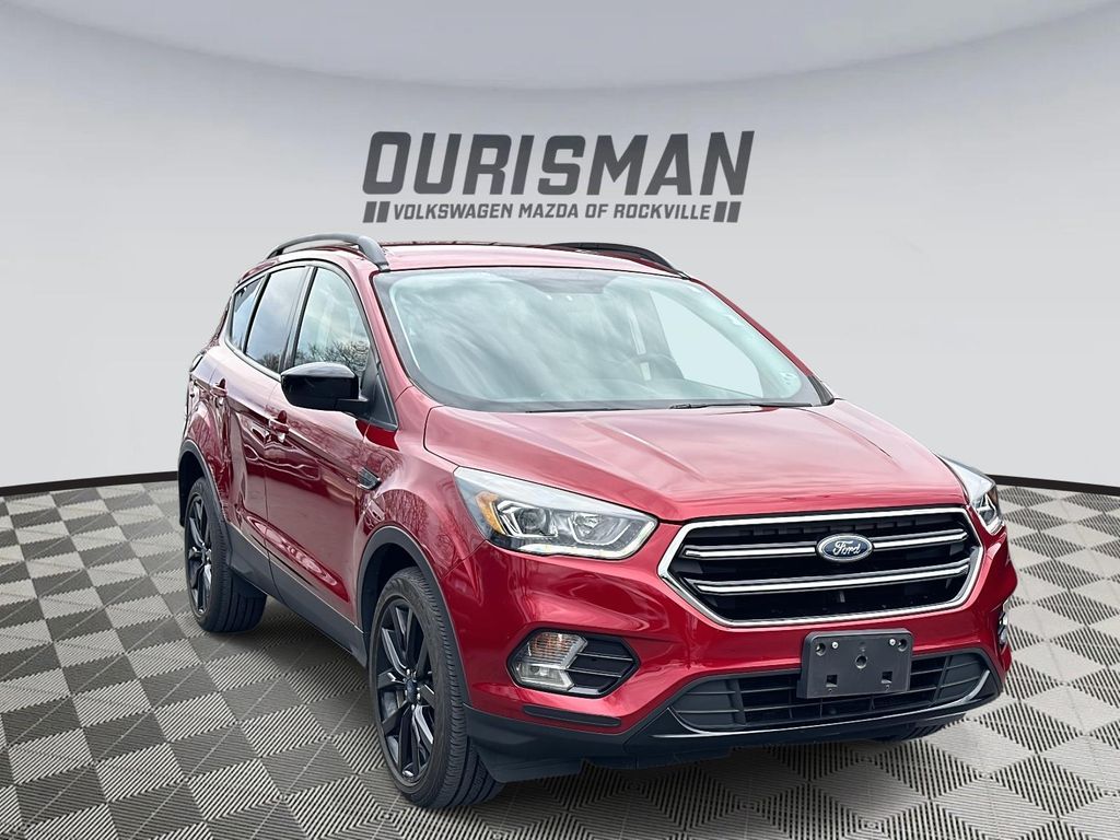 2019 Ford Escape SE photo