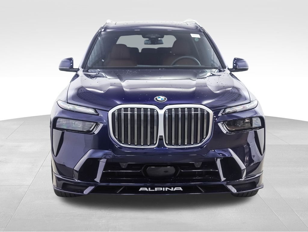 Thumbnail: 2026 BMW X7 - 8