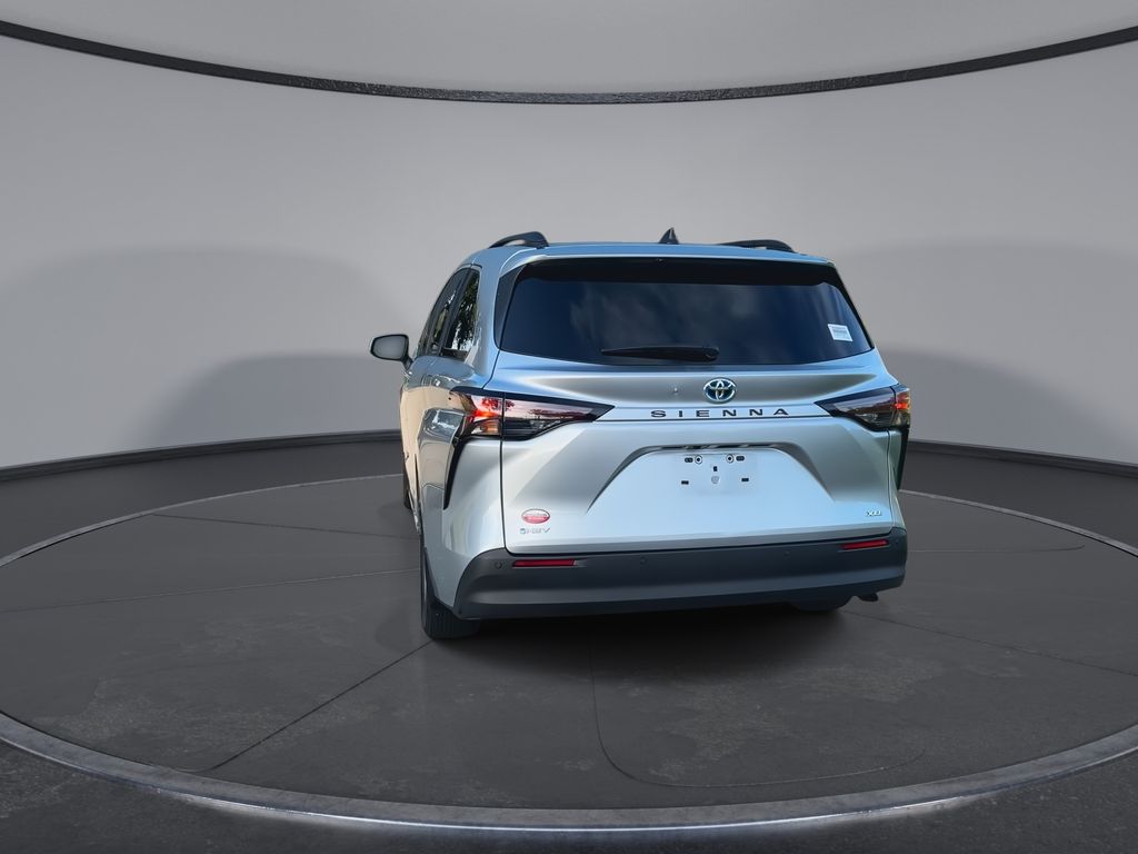 Thumbnail: 2025 Toyota Sienna - 7