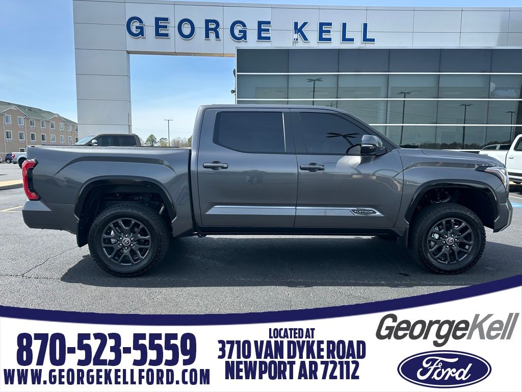 2026 Toyota Tundra Platinum CrewMax Cab 4WD