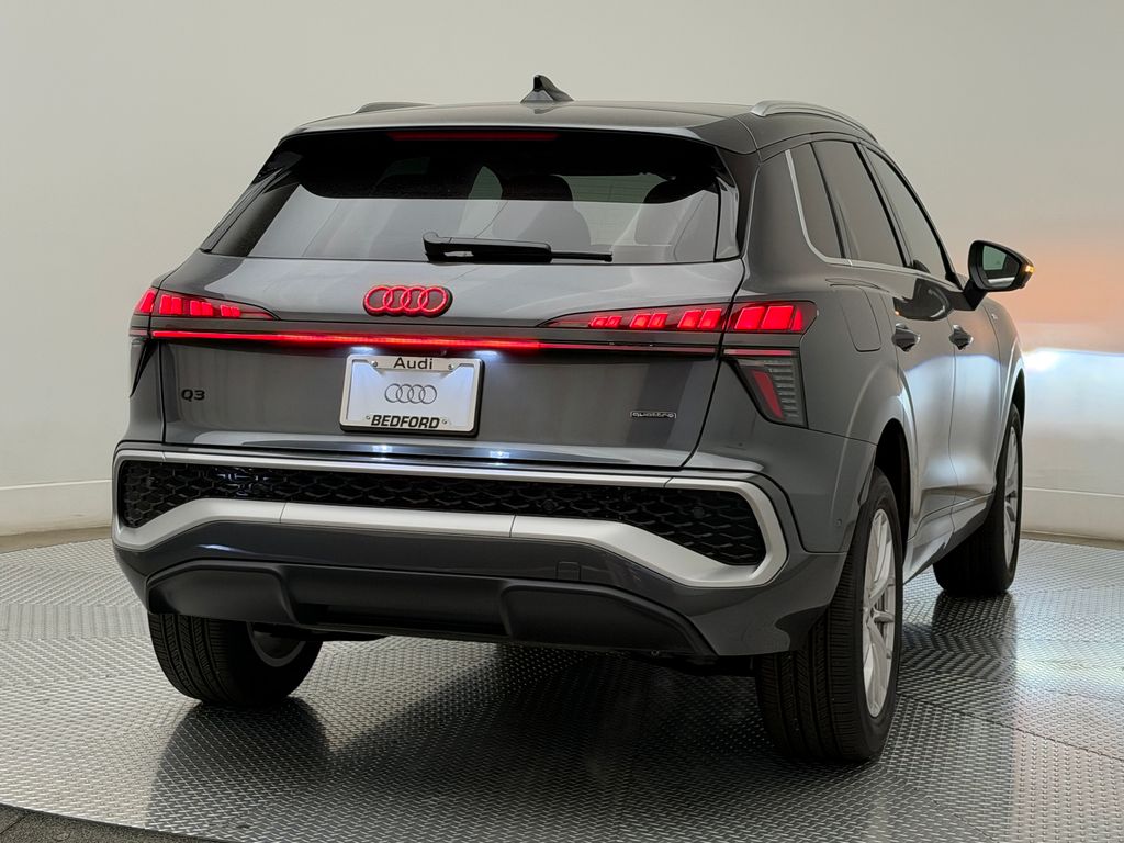 Thumbnail: 2026 Audi Q3 - 6