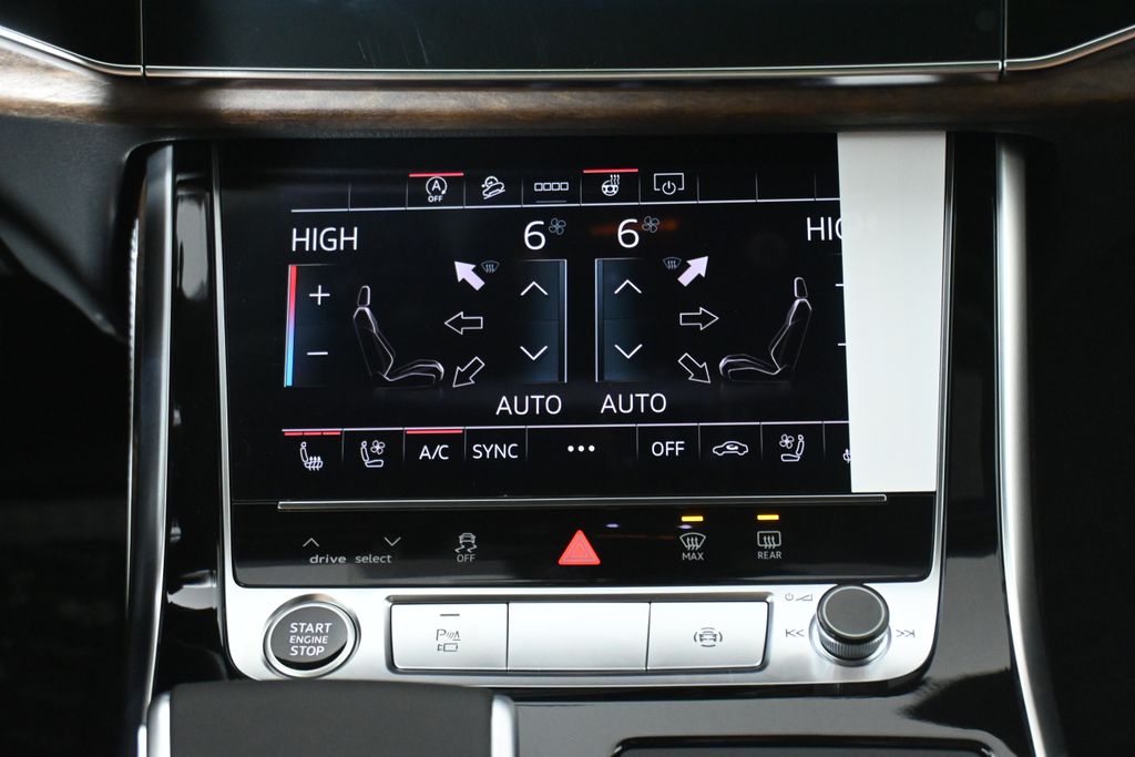 Thumbnail: 2026 Audi Q7 - 18