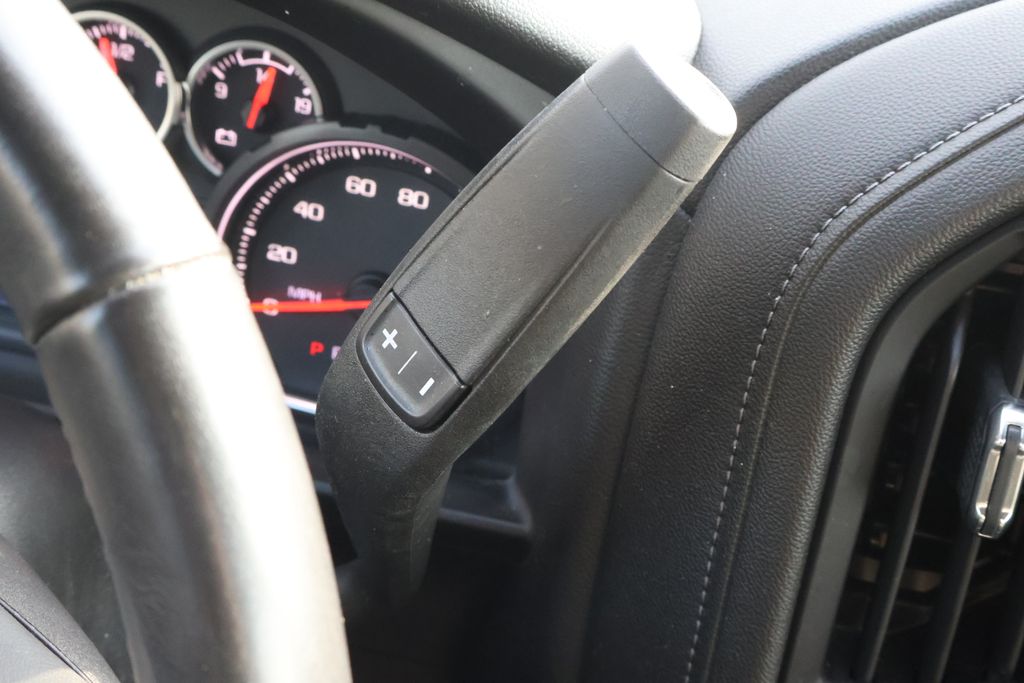 Thumbnail: 2022 Chevrolet Silverado 1500 - 22