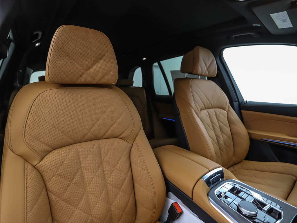 Thumbnail: 2026 BMW X5 - 32