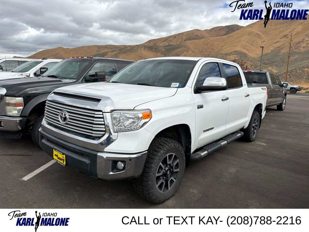 Super White 2015 Toyota Tundra Pickup Truck Four-Wheel Drive 6-Speed Automatic Overdrive
