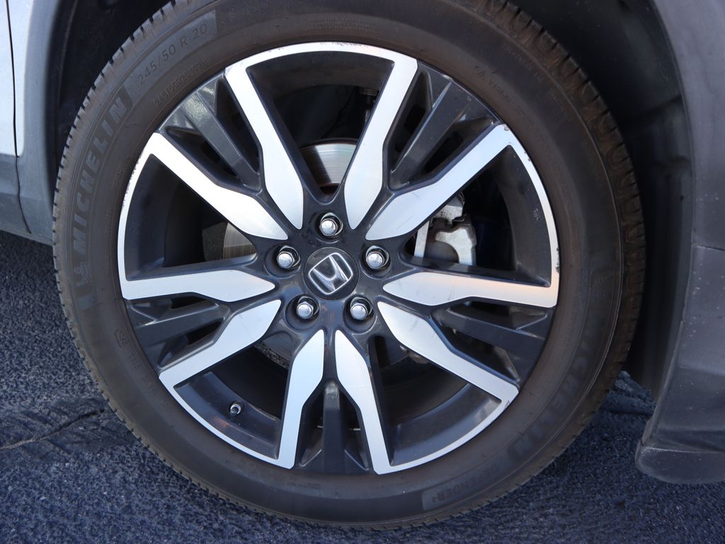 Thumbnail: 2020 Honda Pilot - 15