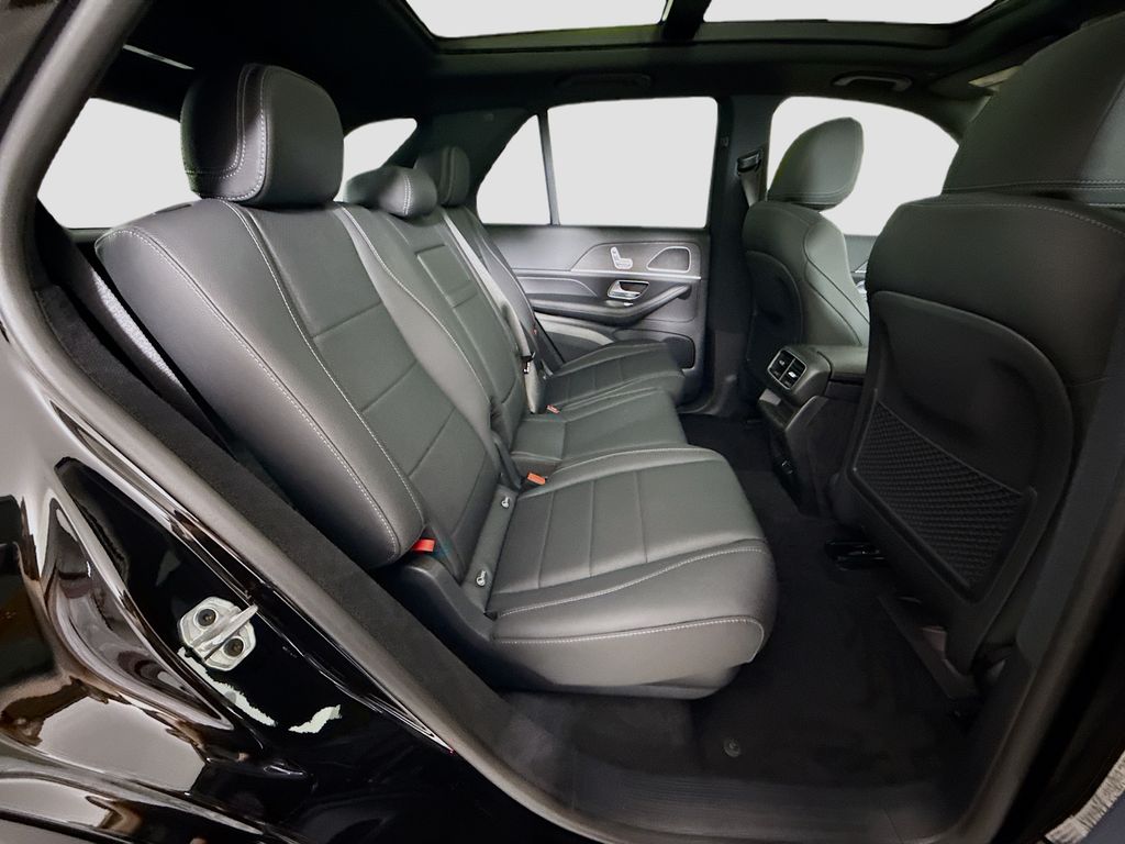 Thumbnail: 2026 Mercedes-Benz GLE - 23