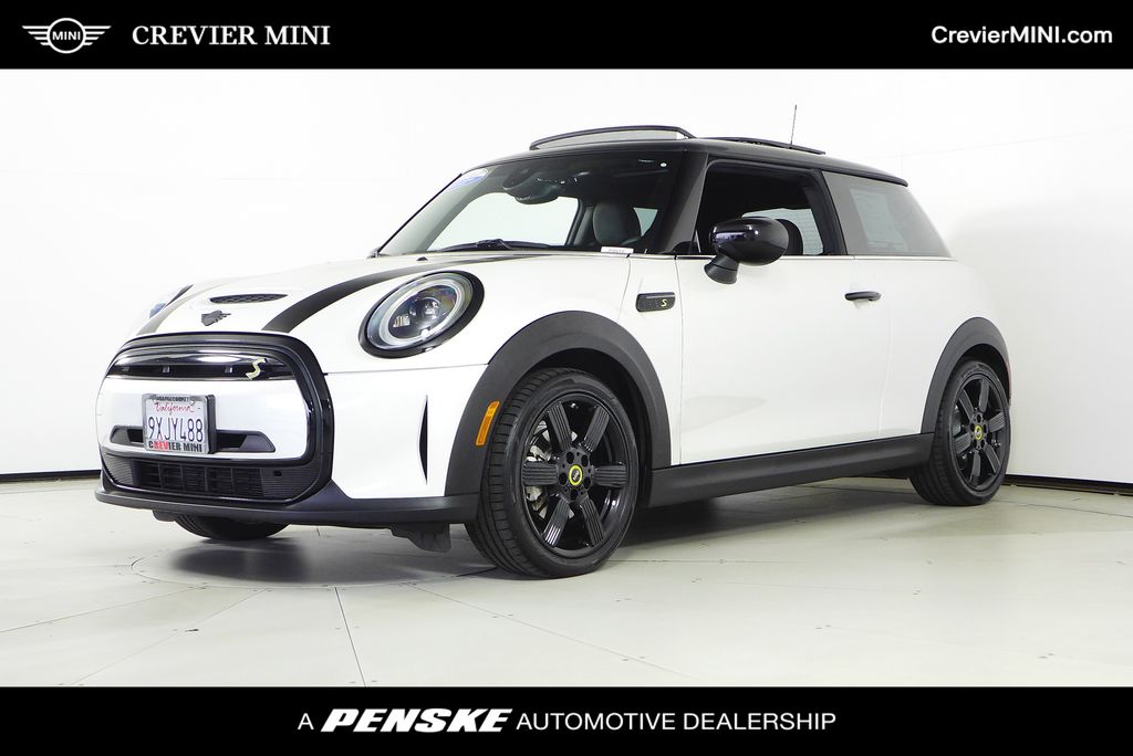 2024 MINI Cooper SE -
                  Santa Ana, CA