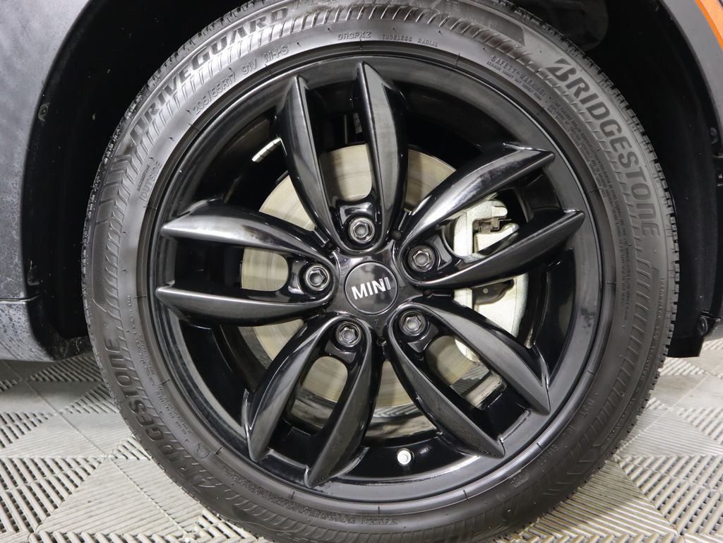 Thumbnail: 2016 MINI Cooper Countryman - 31