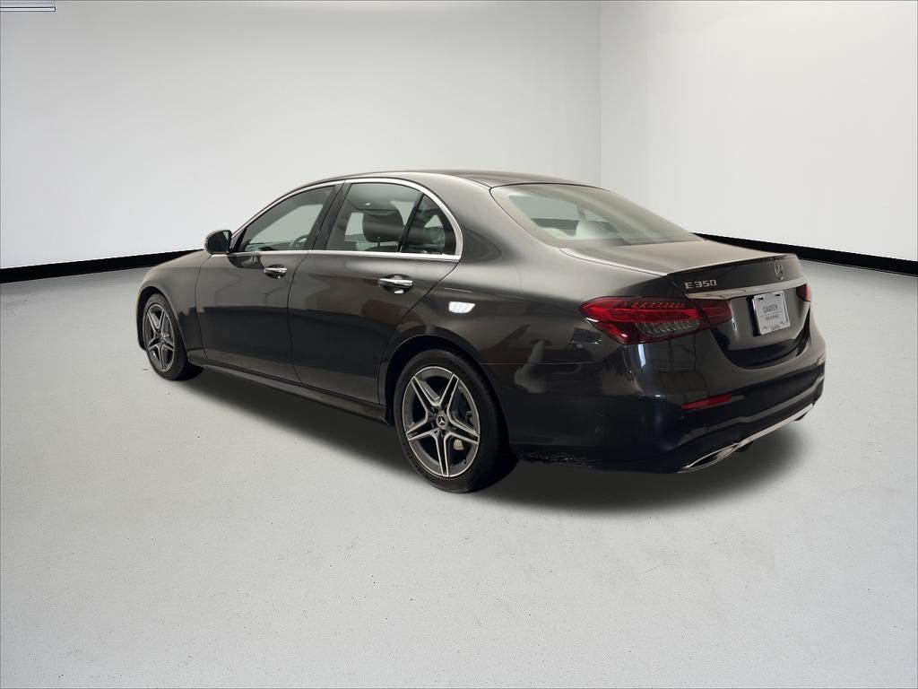 Thumbnail: 2023 Mercedes-Benz E-Class - 3