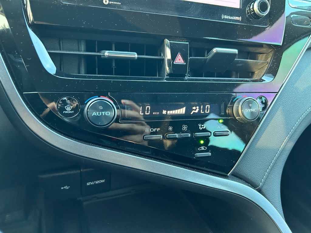 Thumbnail: 2023 Toyota Camry - 26