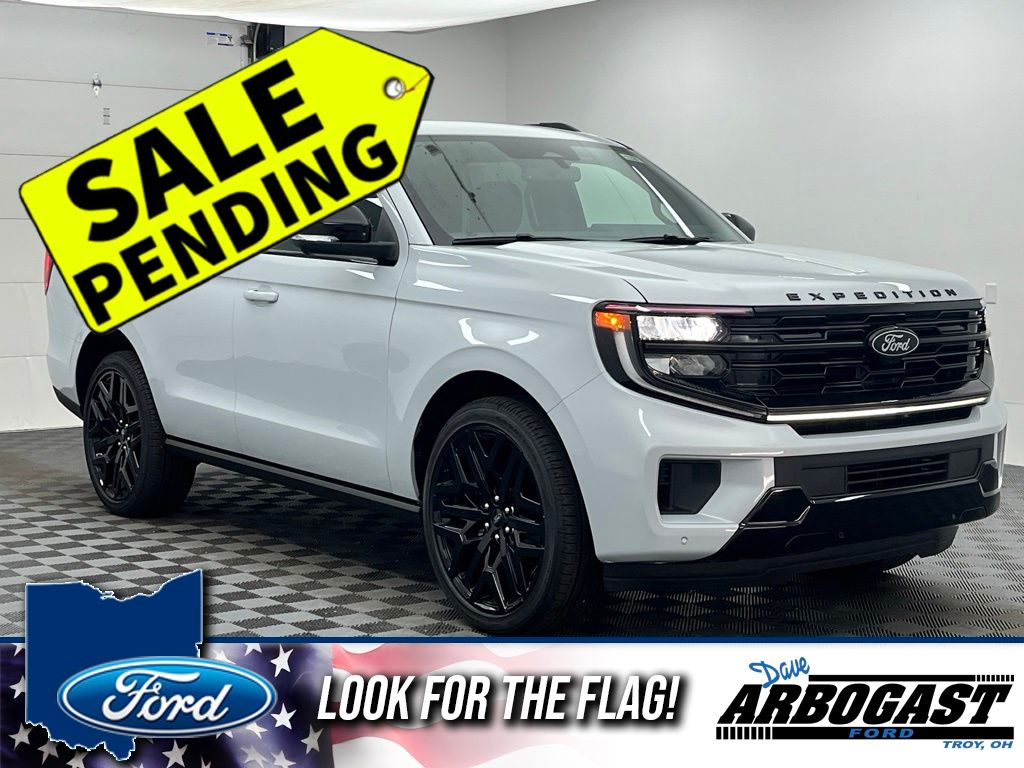 Space Silver Metallic 2026 Ford Expedition Platinum 4WD SUV / Crossover Four-Wheel Drive Automatic