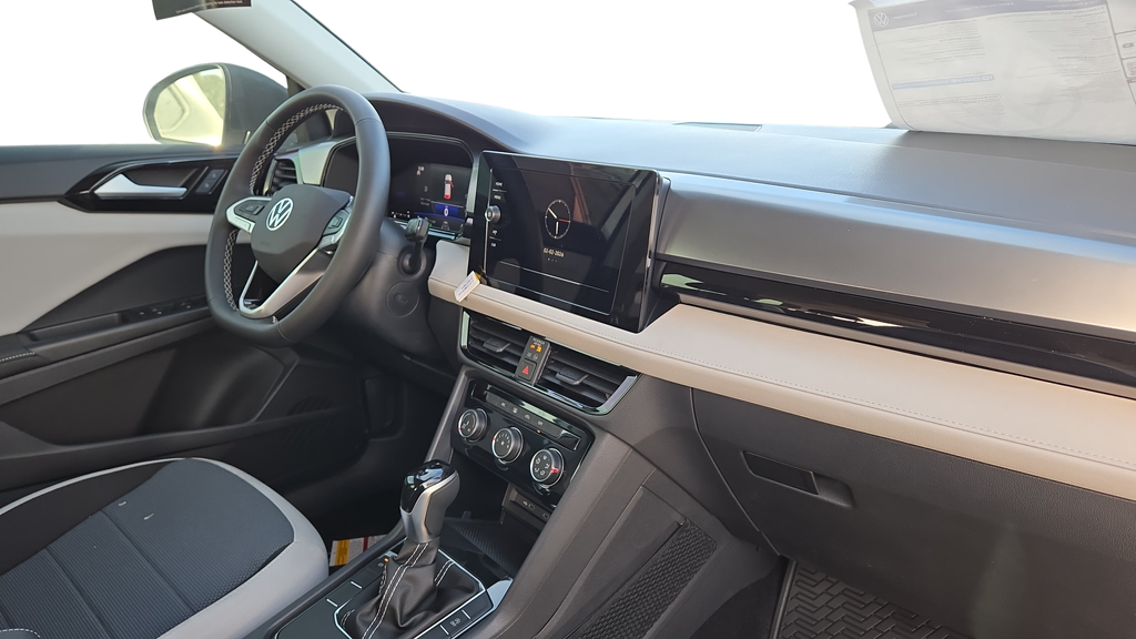 2026 Volkswagen Taos