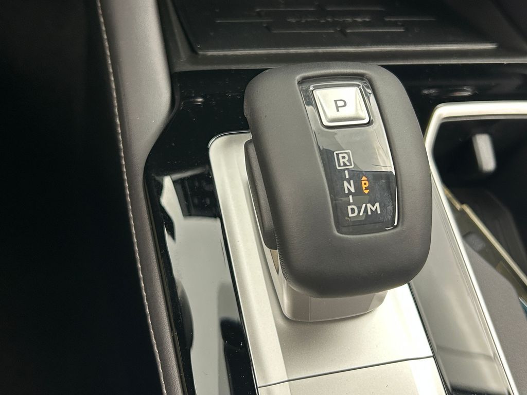 New 2026 White / Black Mitsubishi Trail Edition image 26