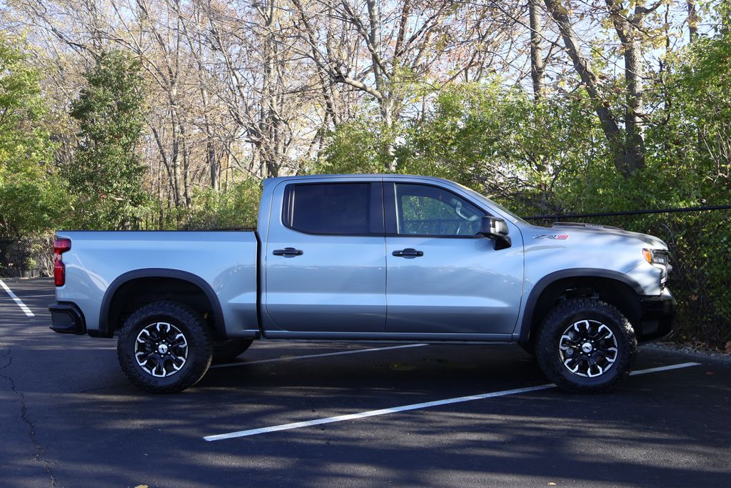 Thumbnail: 2024 Chevrolet Silverado 1500 - 11