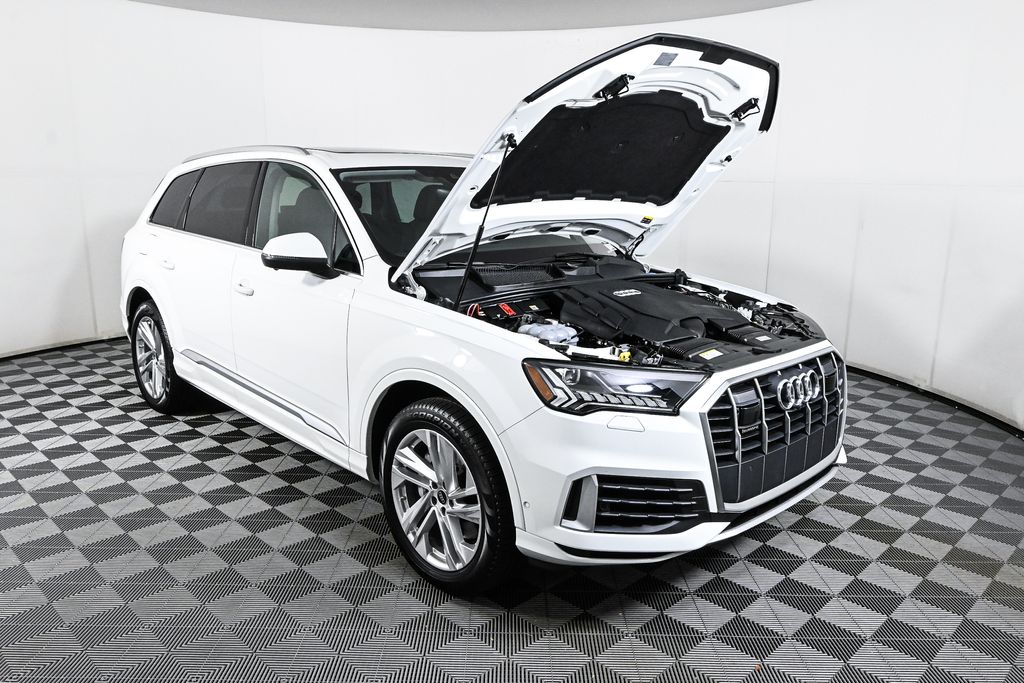 2024 Audi Q7 55 Premium Plus 33