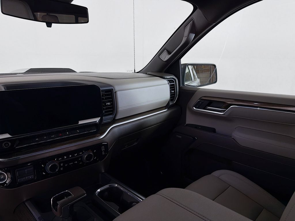 Used 2025 Chevrolet Silverado 1500 Truck