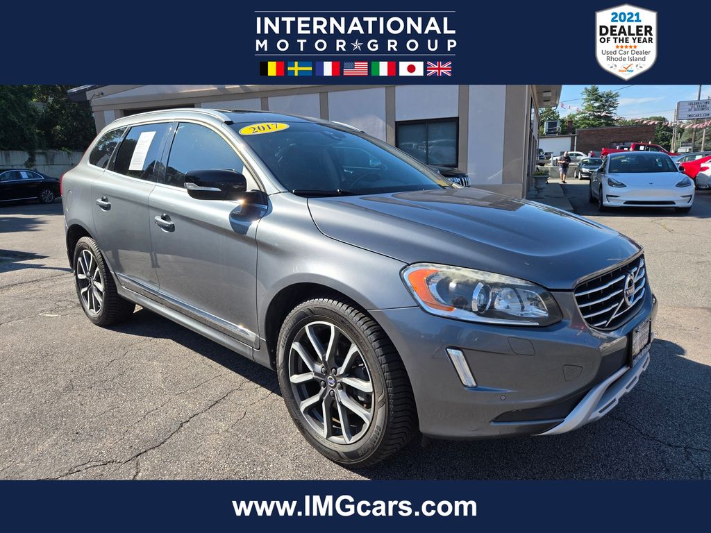 Osmium Gray Metallic 2017 Volvo XC60 SUV / Crossover All-Wheel Drive Automatic