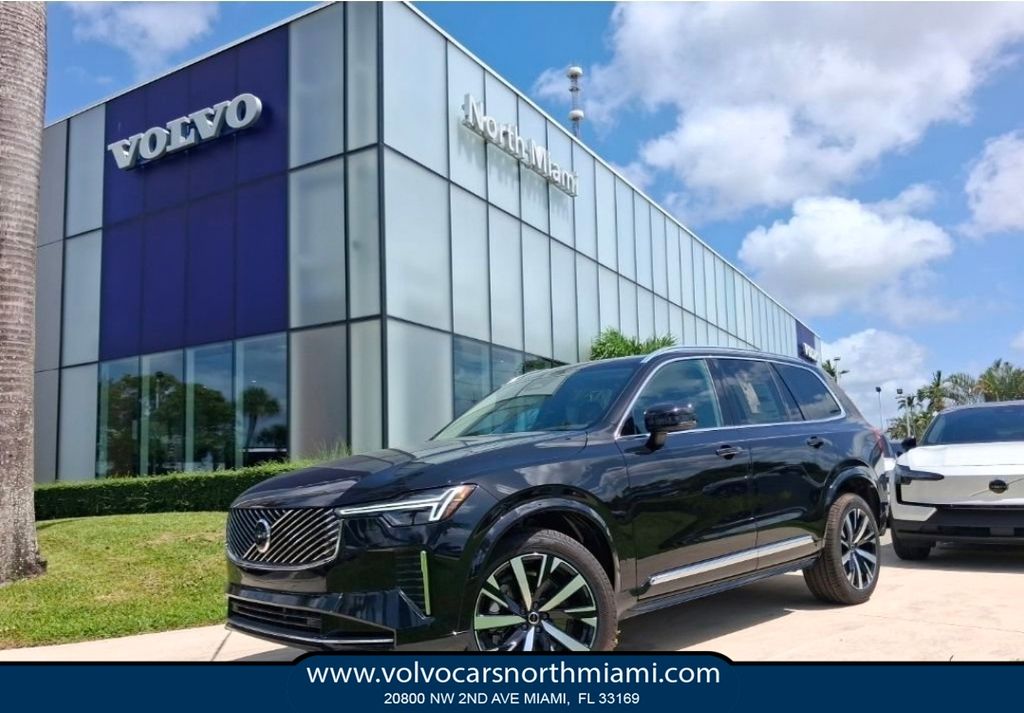 2026 Volvo XC90 Core