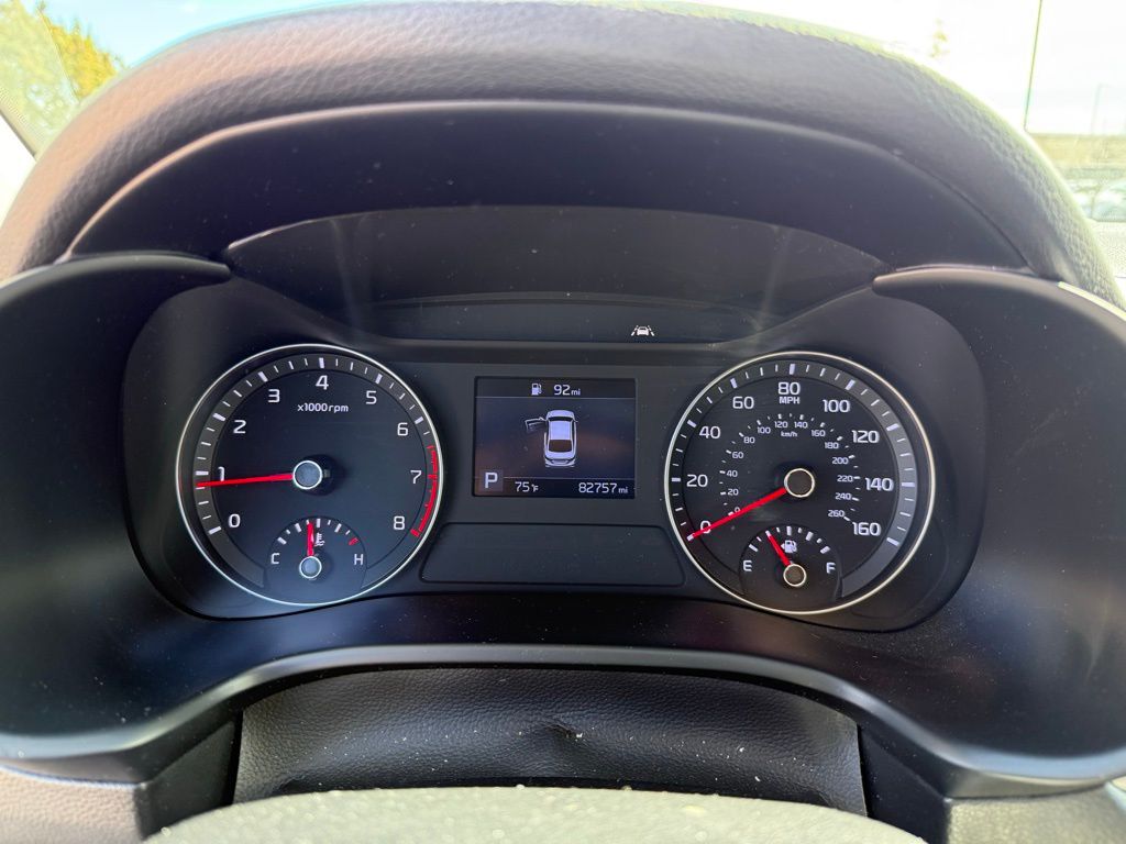 Thumbnail: 2019 Kia Forte - 16