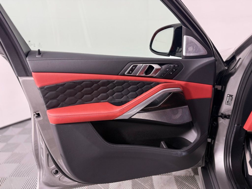 2023 BMW X6 M 10