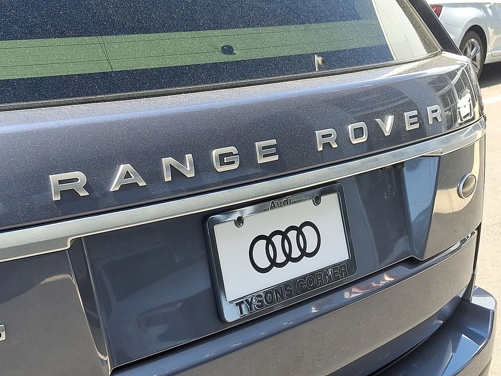 2018 Land Rover Range Rover HSE 32