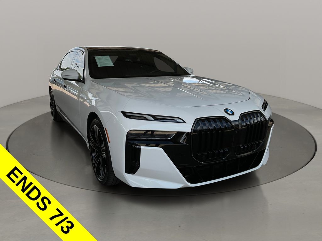 Alpine White 2025 BMW 7 Series Sedan Rear-Wheel Drive 8-Speed Automatic