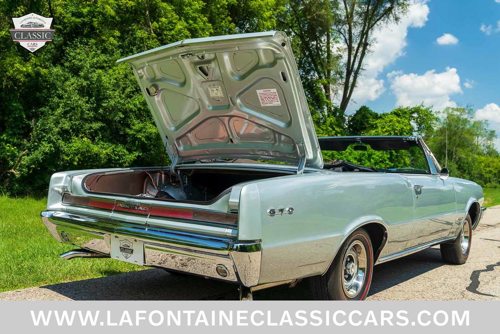 1964 Pontiac GTO 132