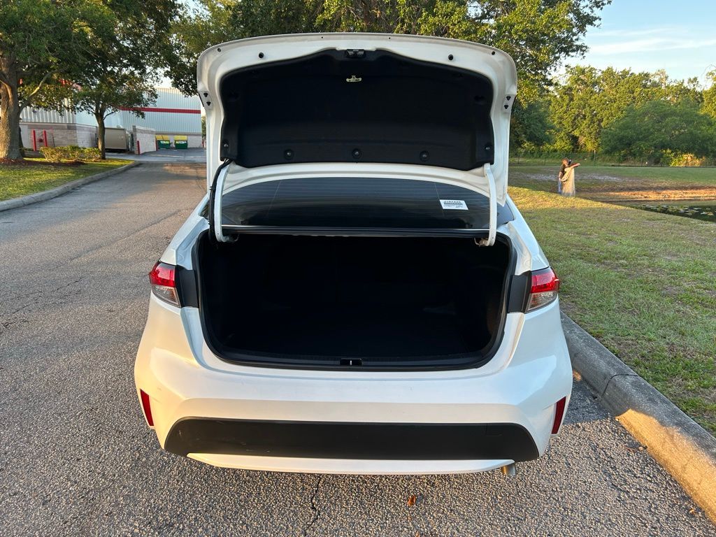 Thumbnail: 2021 Toyota Corolla - 10