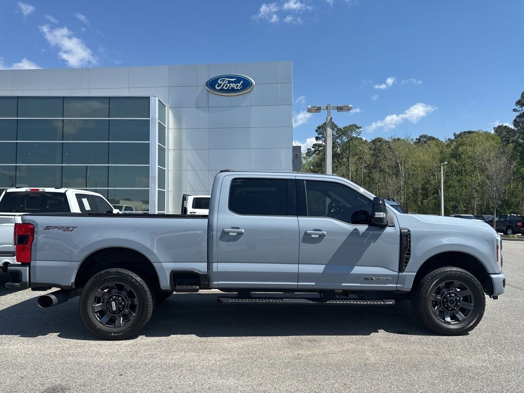 2024 Ford F-250 Super Duty LARIAT