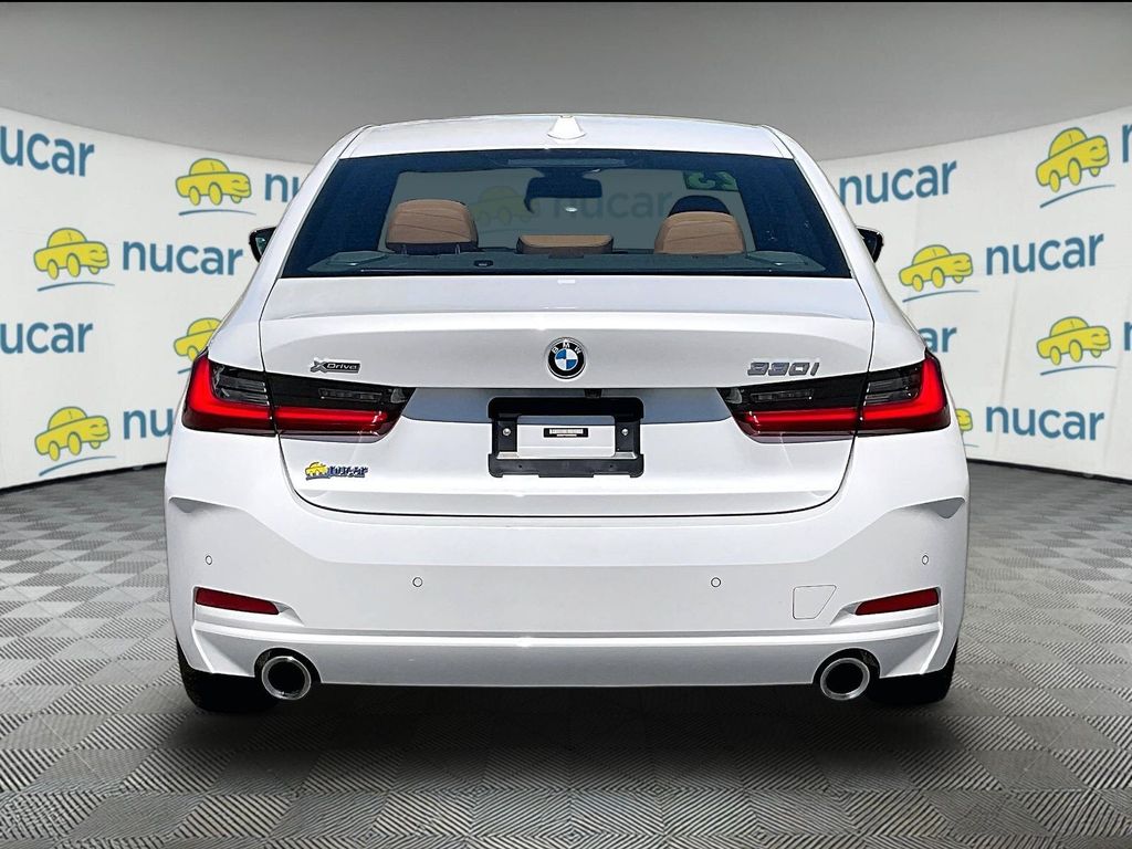 2023 BMW 3 Series — photo 5