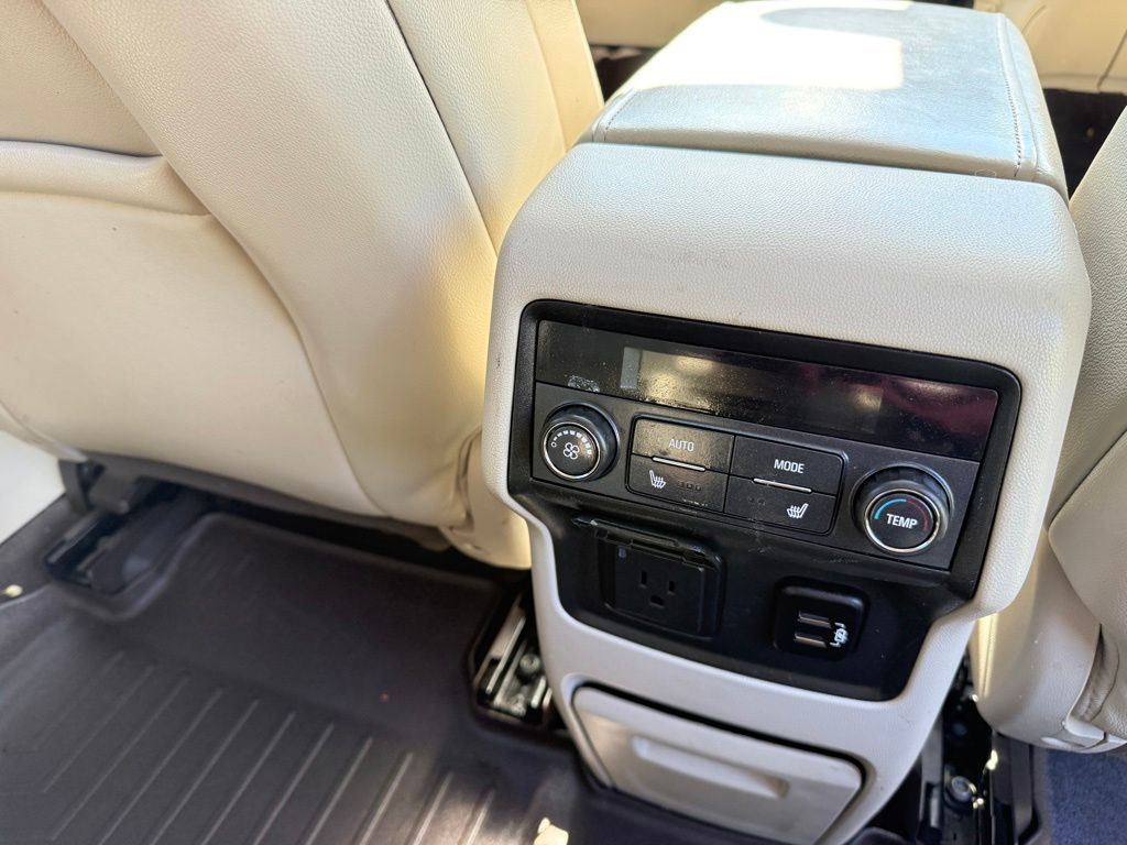 2017 GMC Acadia