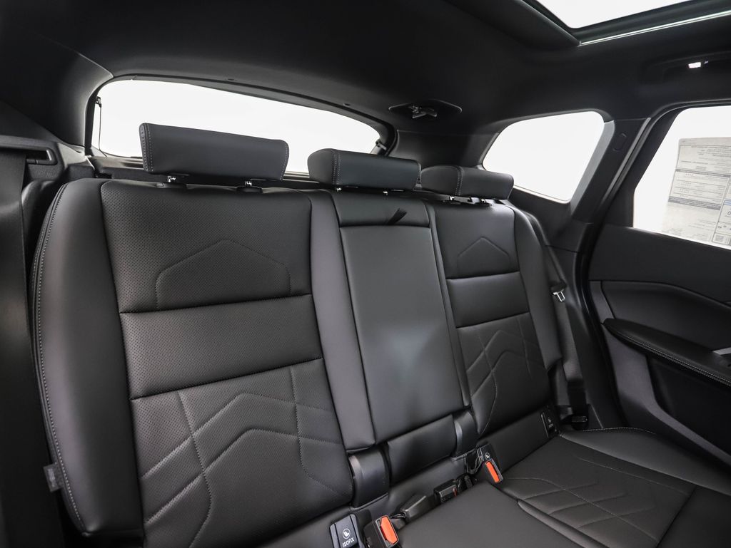 2025 BMW X1 xDrive28i 26