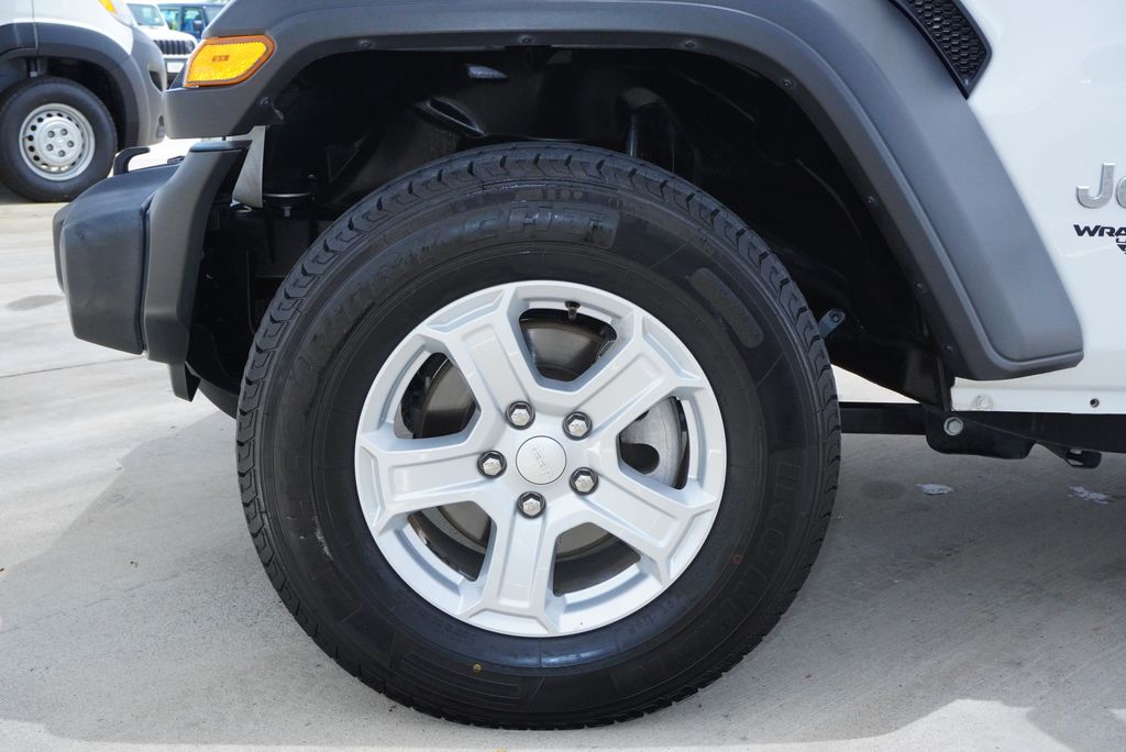 Used Car 2021 Jeep Wrangler  Unlimited Sport S For Sale Under $25,000 In Weatherford, Texas
