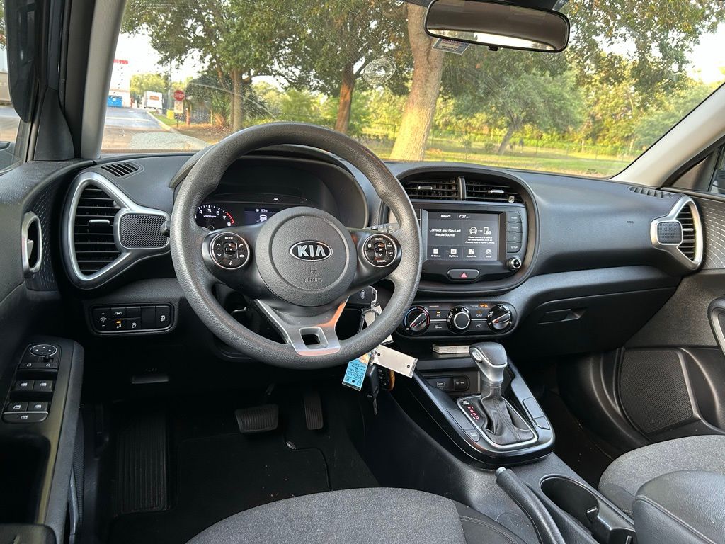 2021 Kia Soul S 12