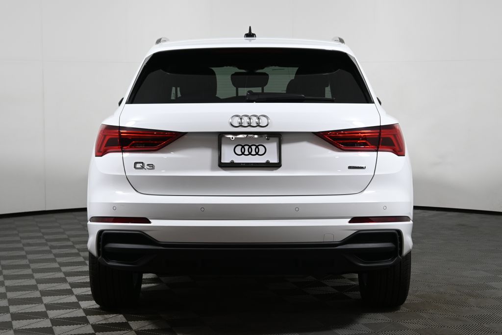 Thumbnail: 2025 Audi Q3 - 6