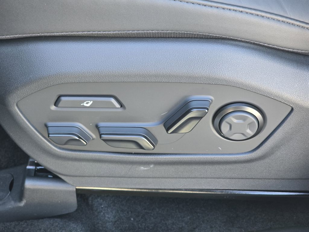 New 2026 White Hyundai Calligraphy image 19