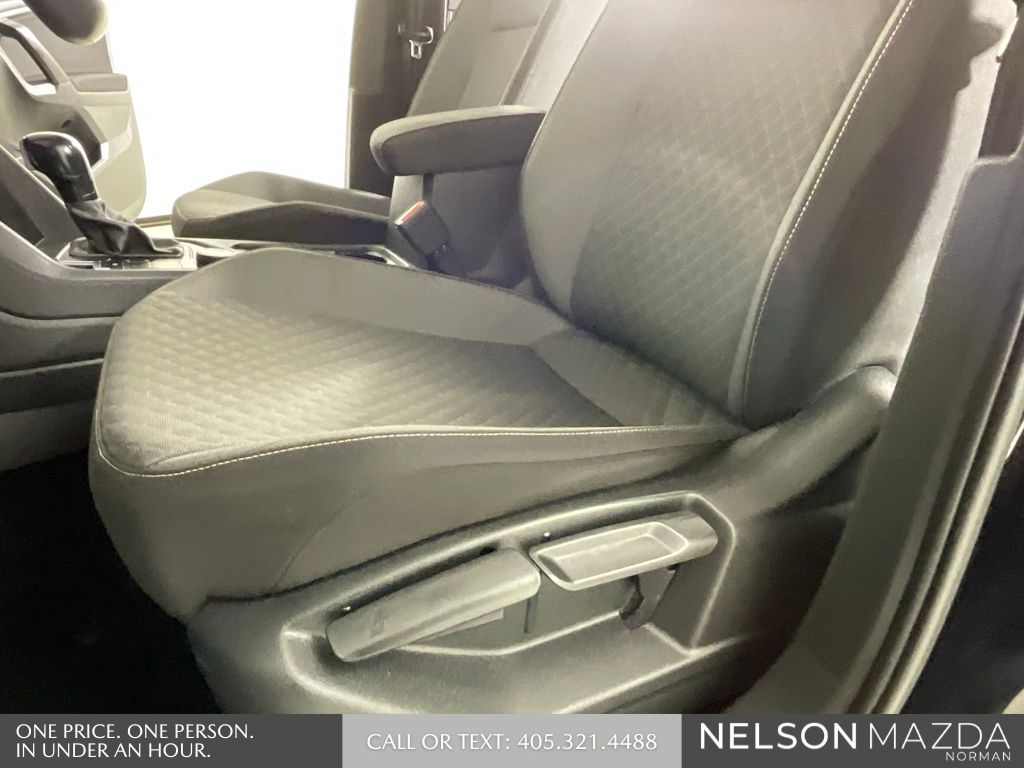 Used 2021 Black Volkswagen 2.0T S image 24