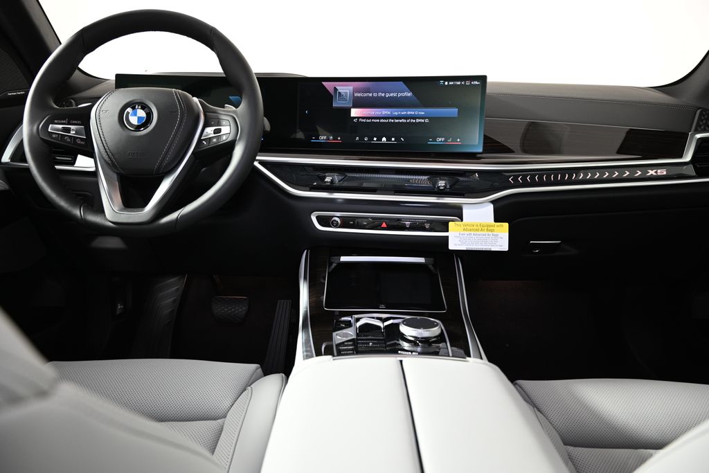 2025 BMW X5 xDrive40i 16