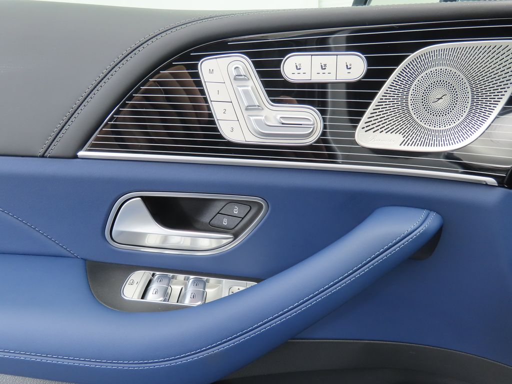 Thumbnail: 2026 Mercedes-Benz GLE - 25