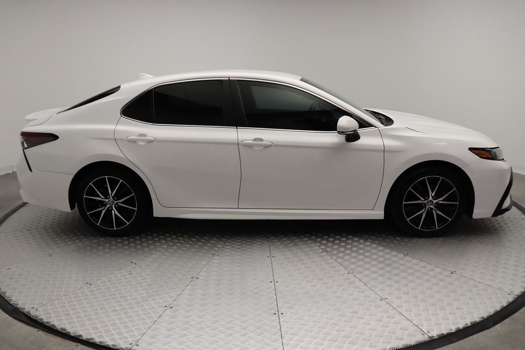 Thumbnail: 2023 Toyota Camry - 7