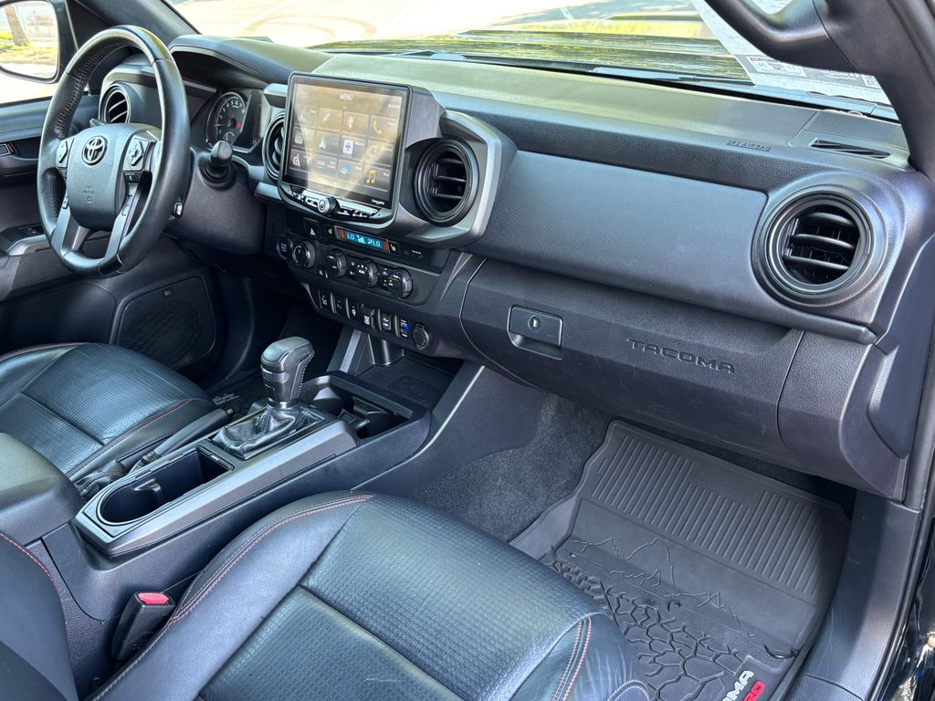 Thumbnail: 2019 Toyota Tacoma - 22