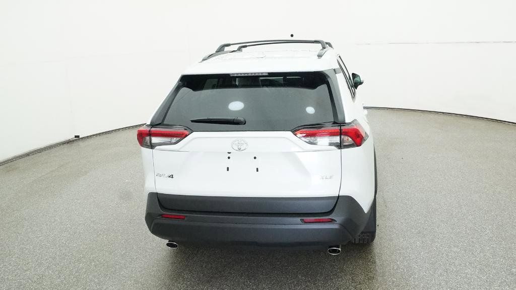 Thumbnail: 2025 Toyota RAV4 - 15