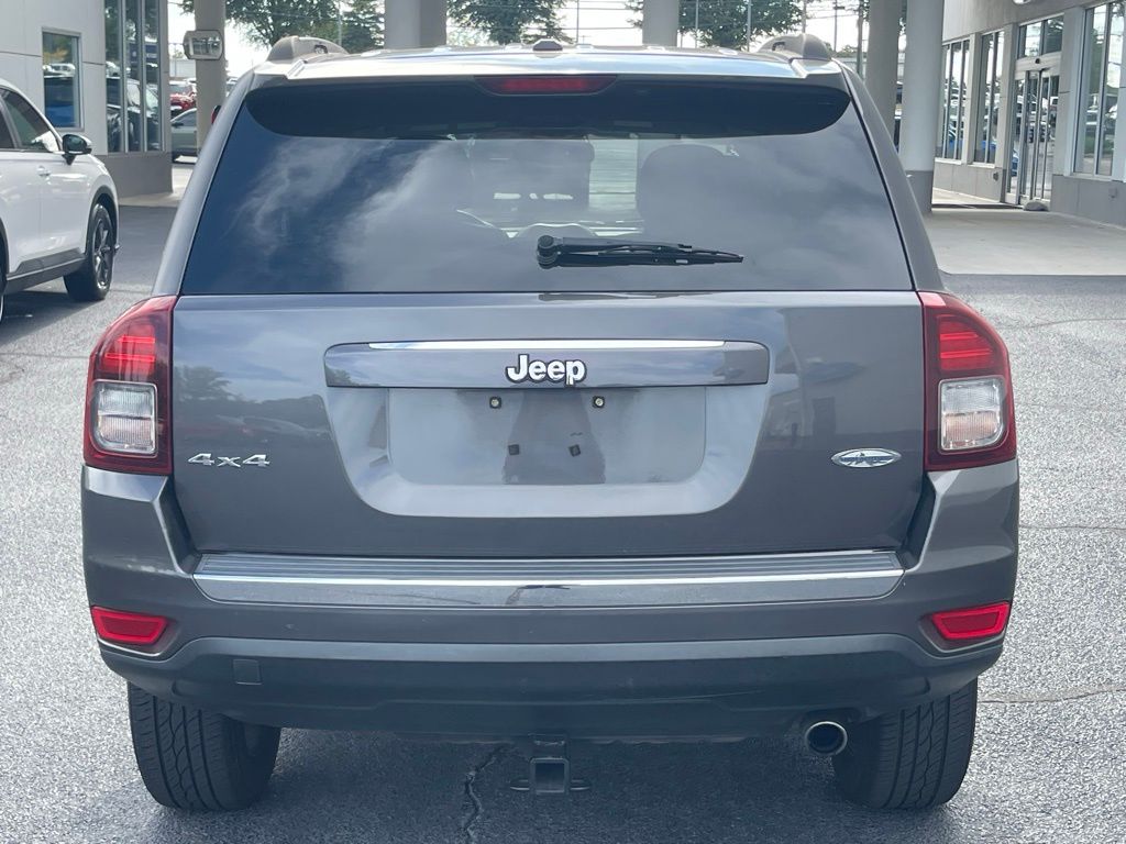 Thumbnail: 2016 Jeep Compass - 4