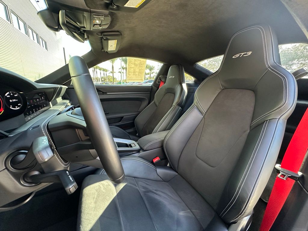 Thumbnail: 2024 Porsche 911 - 5