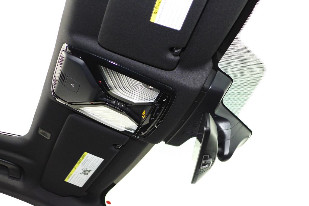 Thumbnail: 2023 BMW 5 Series - 16