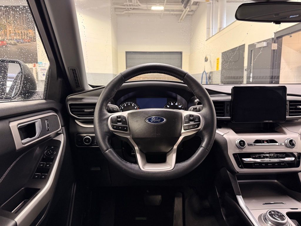 Thumbnail: 2023 Ford Explorer - 24