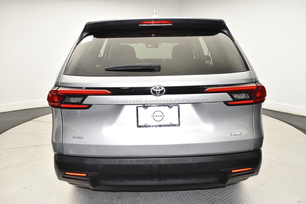 Thumbnail: 2024 Toyota Grand Highlander - 6