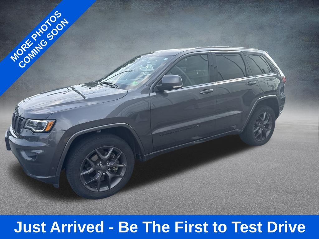 Crystal Metallic 2021 Jeep Grand Cherokee SUV / Crossover Four-Wheel Drive 8-Speed Automatic